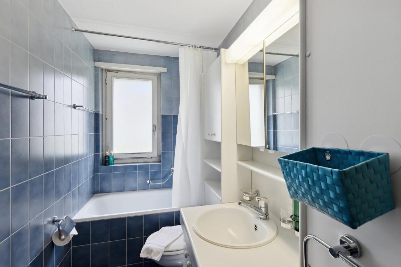Zurich Urban Charm: Your Comfy Stay Close To The City ภายนอก รูปภาพ