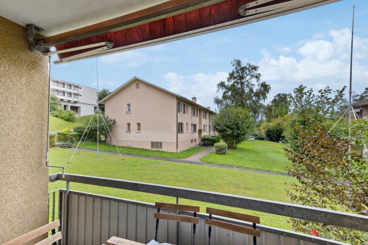 Zurich Urban Charm: Your Comfy Stay Close To The City ภายนอก รูปภาพ