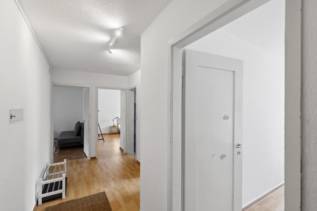 Zurich Urban Charm: Your Comfy Stay Close To The City ภายนอก รูปภาพ